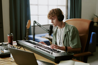 Similar image 22216431