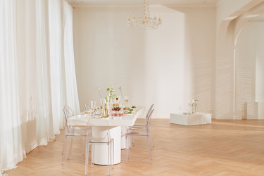 Similar image 22215902