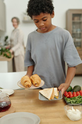 Similar image 22214015