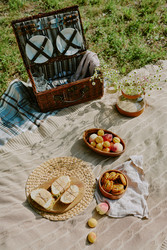 Similar image 22216634