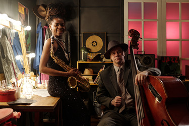 Similar image 22215038