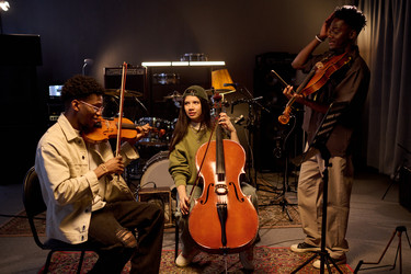 Similar image 22215293