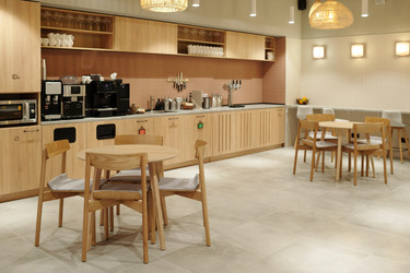 Similar image 22214196