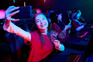 Similar image 22215497