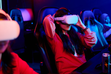 Similar image 22215534