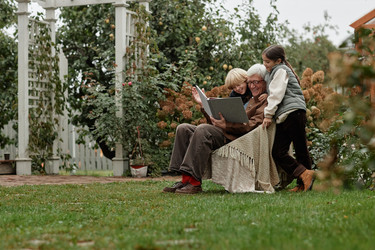 Similar image 22212866