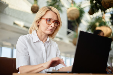 Similar image 22212680