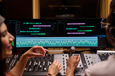 Similar image 22215397