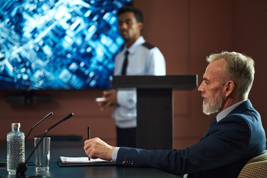 Similar image 22218976