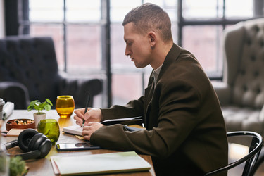 Similar image 22211690