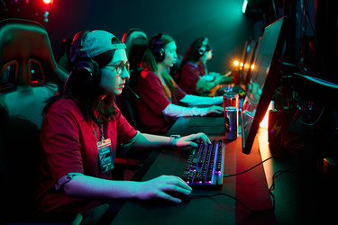 Similar image 22215511