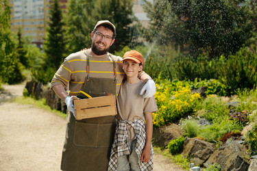 Similar image 22215800