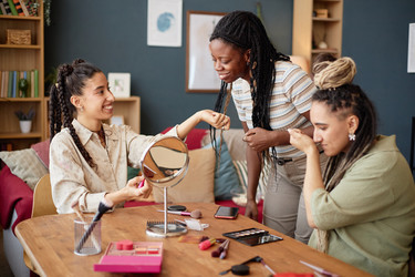 Similar image 22213635