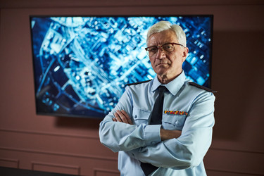 Similar image 22218920