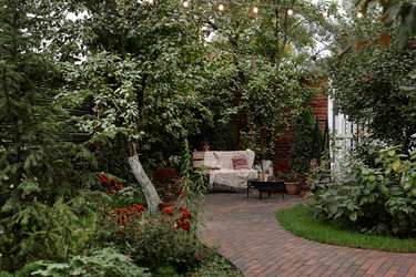 Similar image 22212795