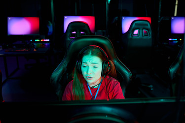 Similar image 22215543