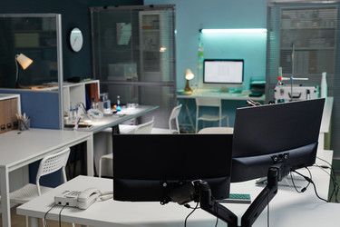 Similar image 22213028