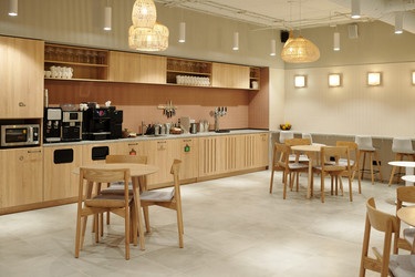 Similar image 22214198