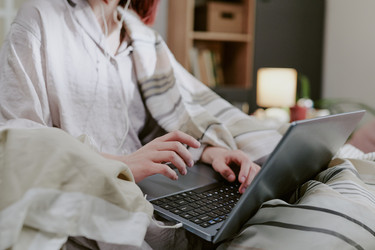 Similar image 22215996