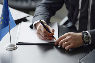 Similar image 22212358