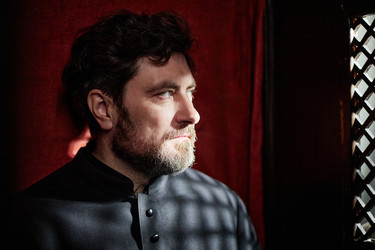 Similar image 22213171