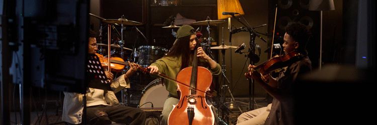 Similar image 22215348