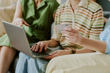 Similar image 22216878