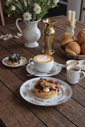 Similar image 22242112