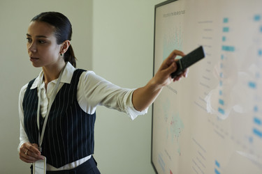 Similar image 22240799