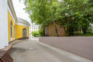 Similar image 22235695