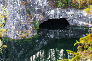 Similar image 22235558