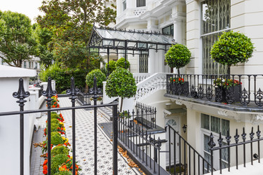 Similar image 22244451