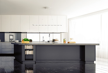 Similar image 22258009