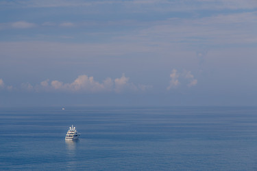 Similar image 22239995