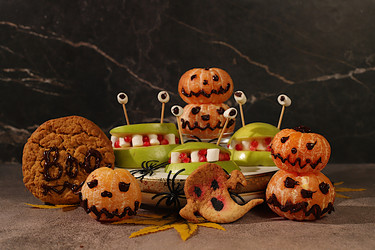 Similar image 22244106