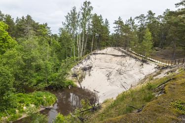 Similar image 22258116