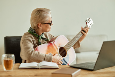 Similar image 22237690