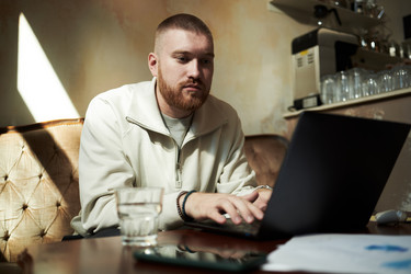 Similar image 22263603