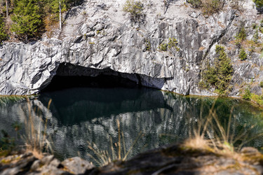 Similar image 22248840