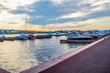 Similar image 22279209