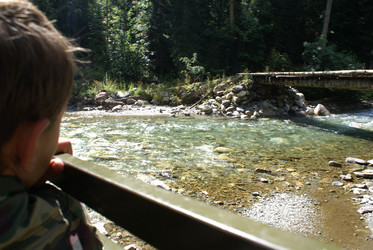 Similar image 22275038