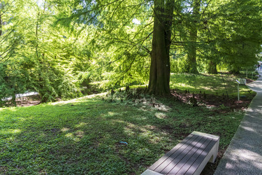 Similar image 22275282