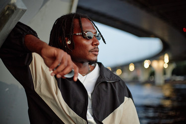 Similar image 22302816