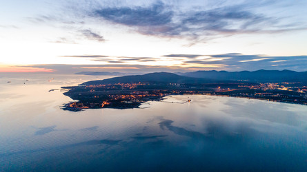 Similar image 22295424