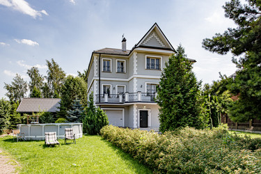 Similar image 22295117