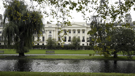 Similar image 22330478