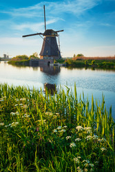 Similar image 22313898