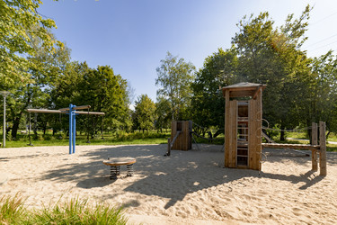 Similar image 22318375