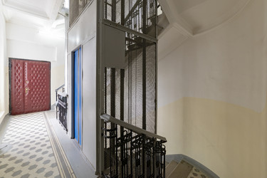 Similar image 22318384