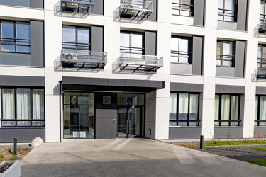 Similar image 22315376